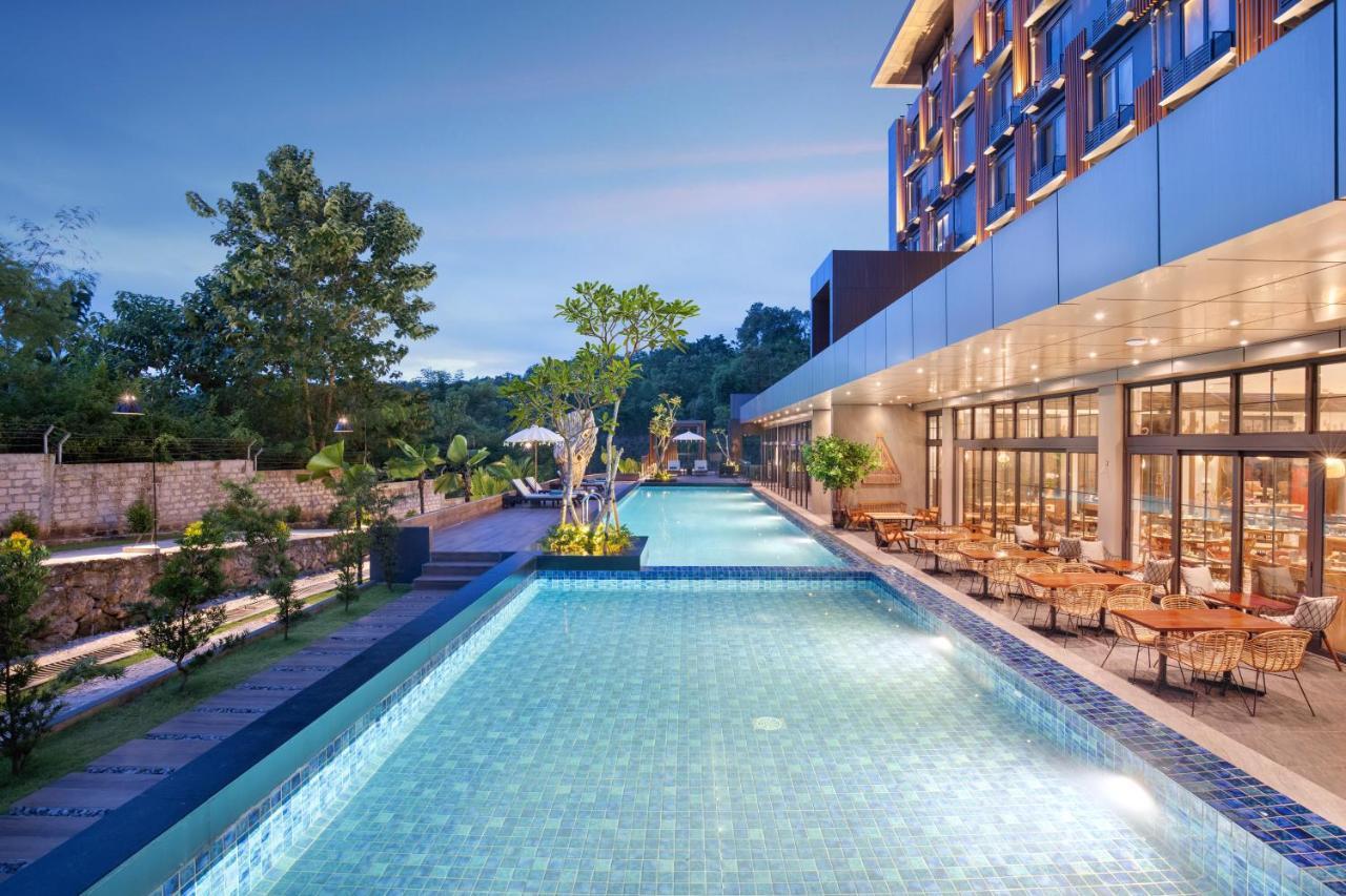 Sima Sumba Hotel Tambolaka Bagian luar foto