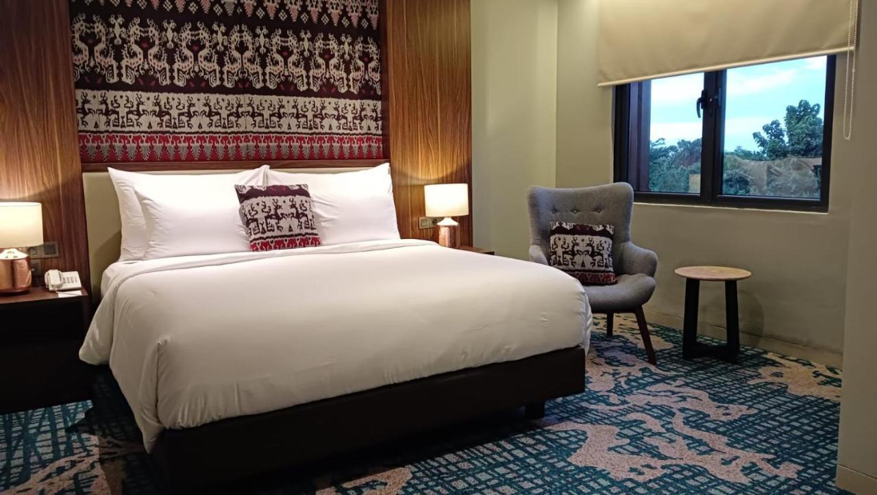 Sima Sumba Hotel Tambolaka Bagian luar foto