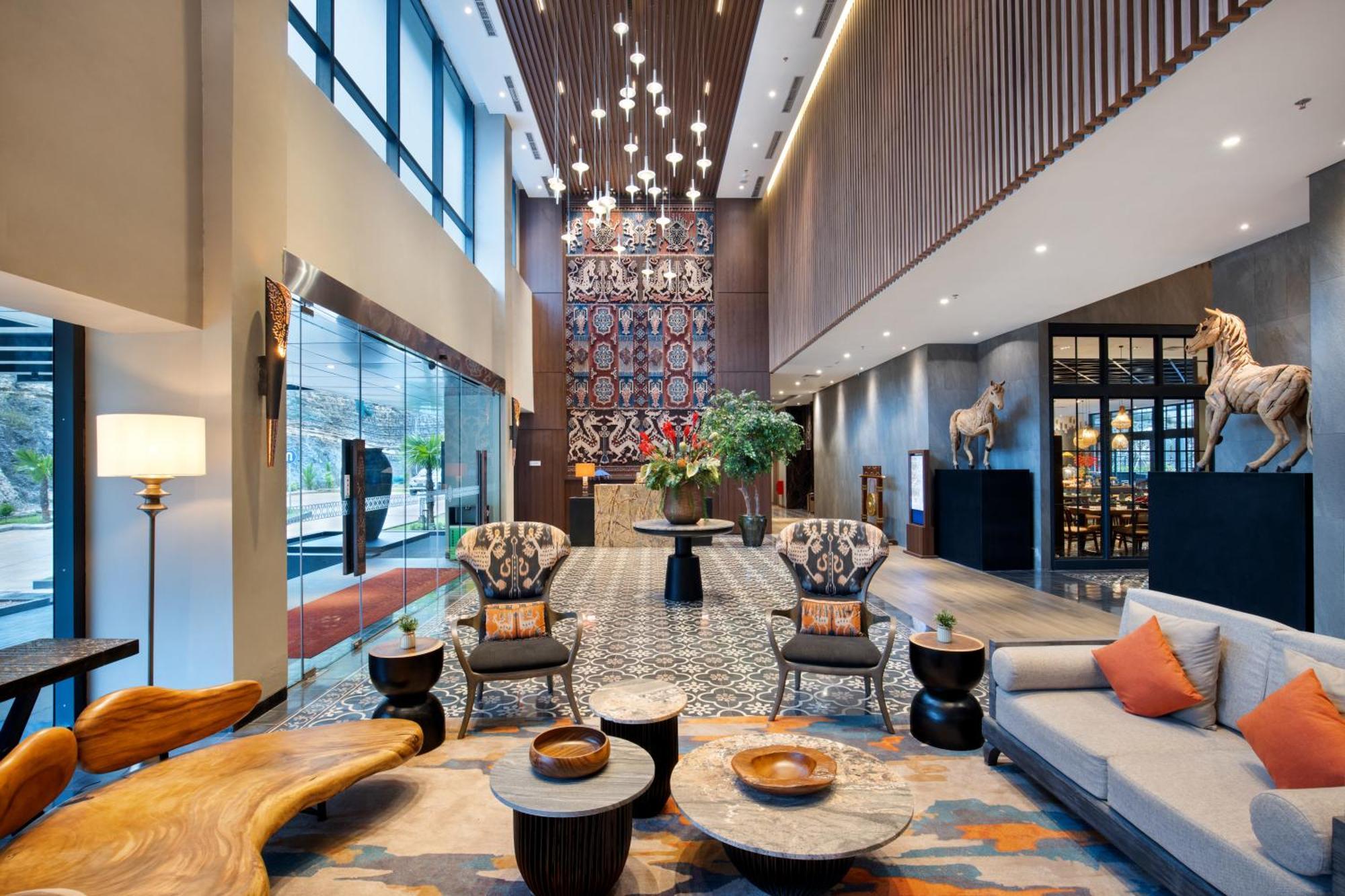 Sima Sumba Hotel Tambolaka Bagian luar foto